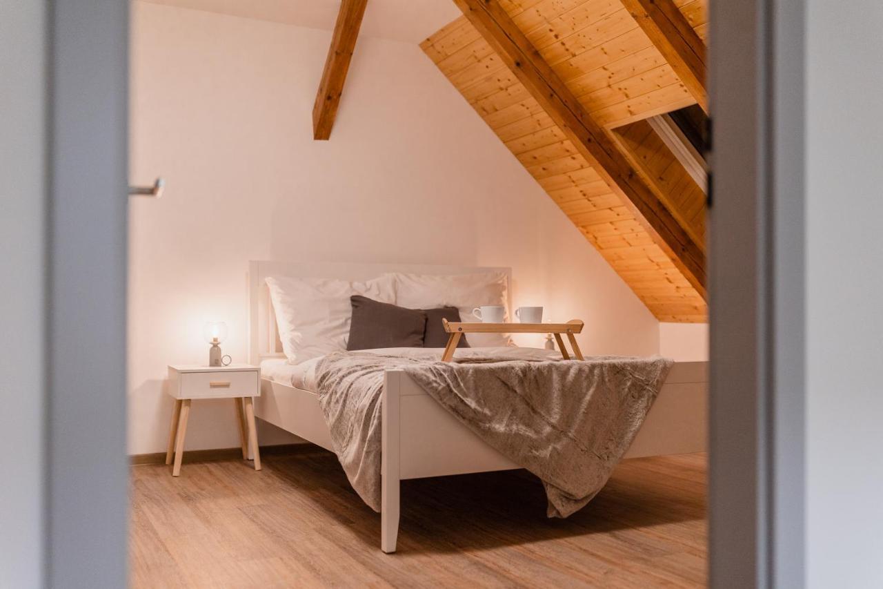 Romanticky Loft Parking U Hlavniho Nadrazi Olomouc Buitenkant foto