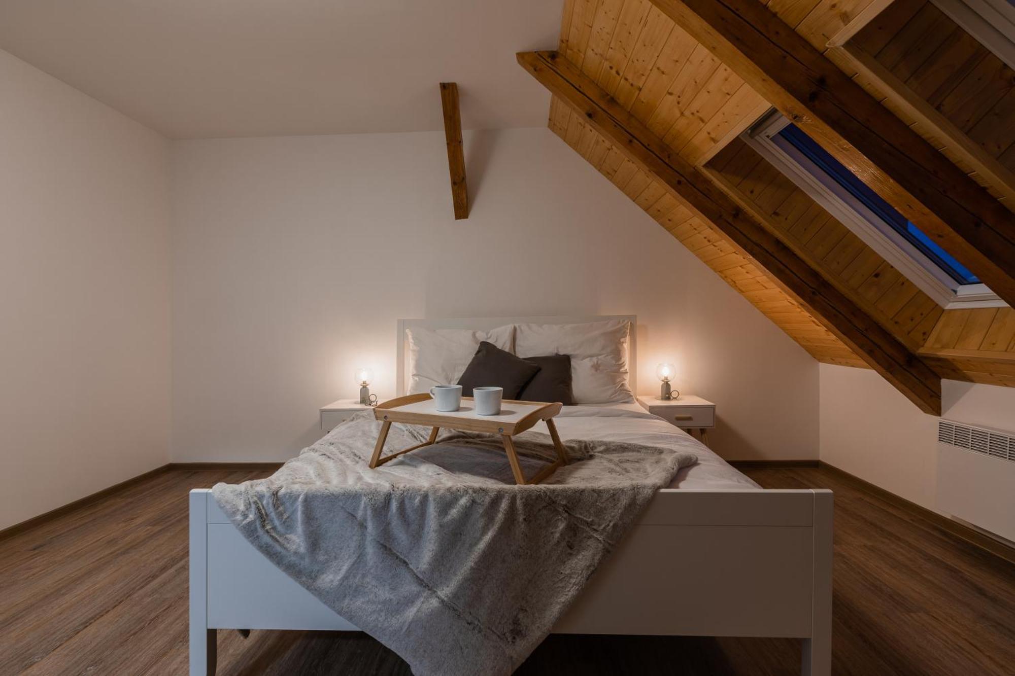 Romanticky Loft Parking U Hlavniho Nadrazi Olomouc Buitenkant foto