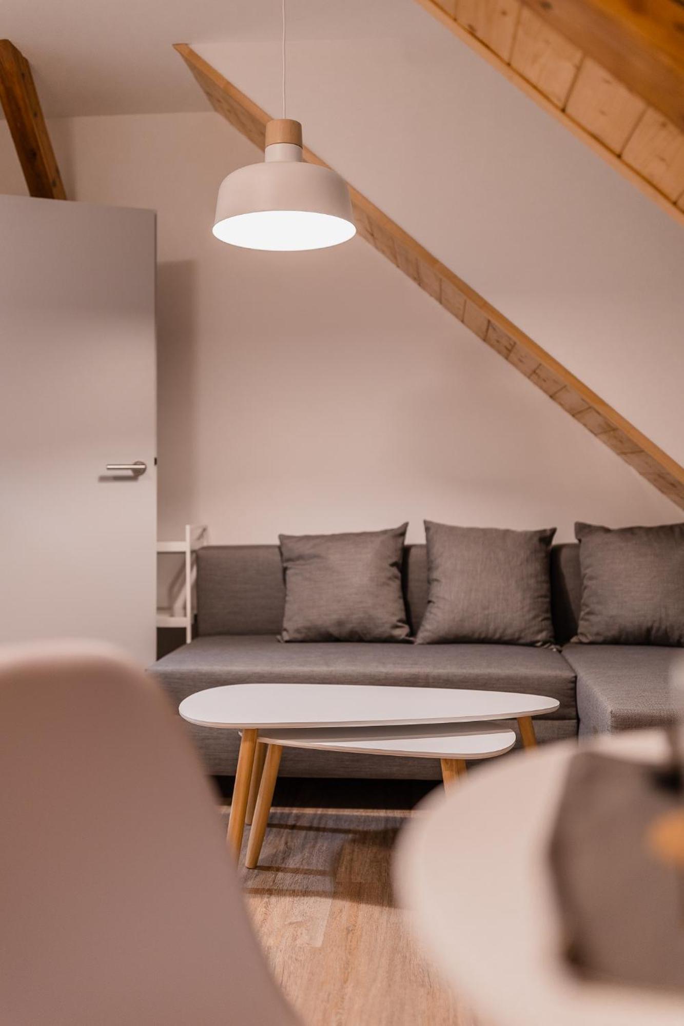 Romanticky Loft Parking U Hlavniho Nadrazi Olomouc Buitenkant foto