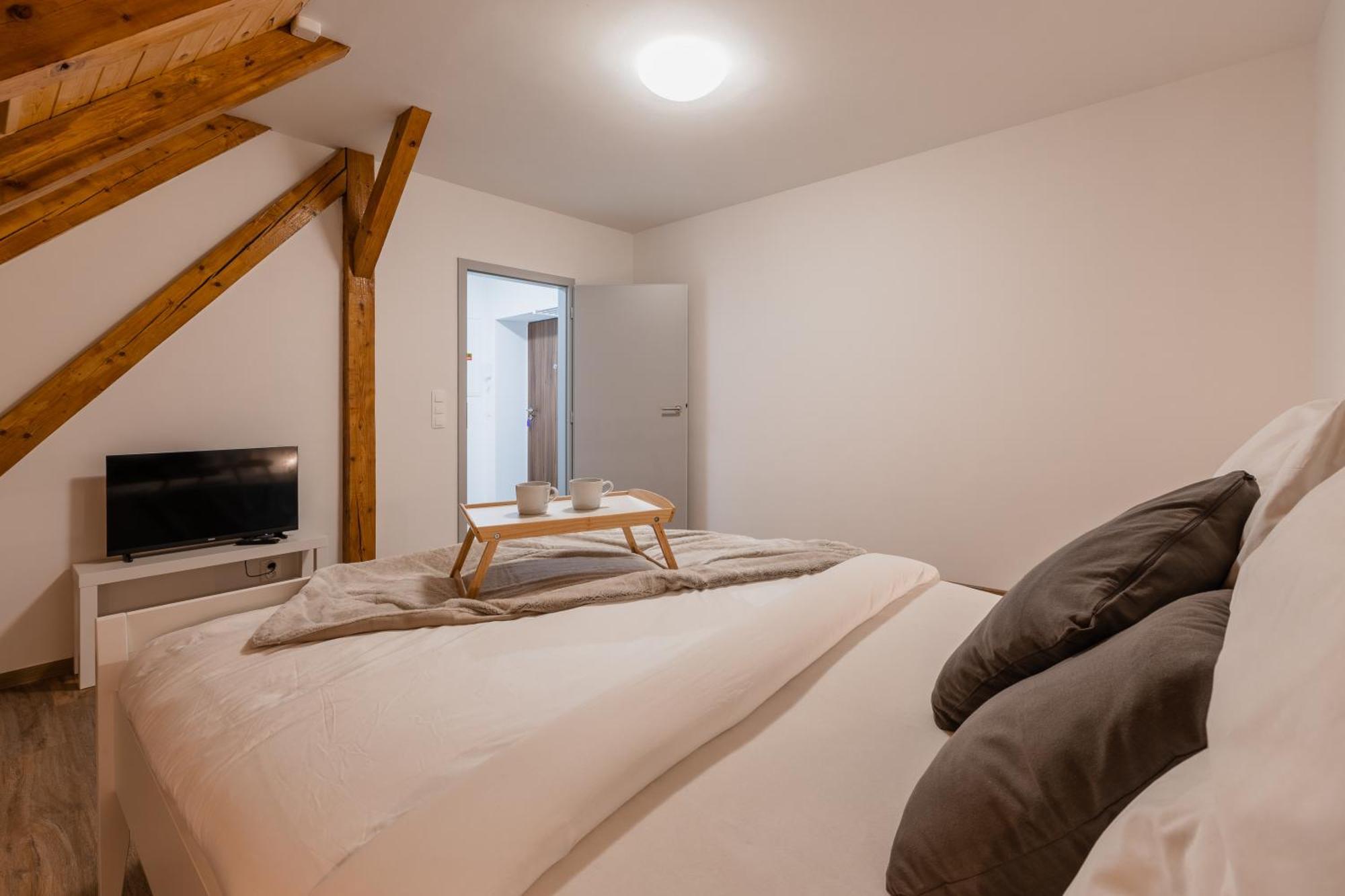 Romanticky Loft Parking U Hlavniho Nadrazi Olomouc Buitenkant foto