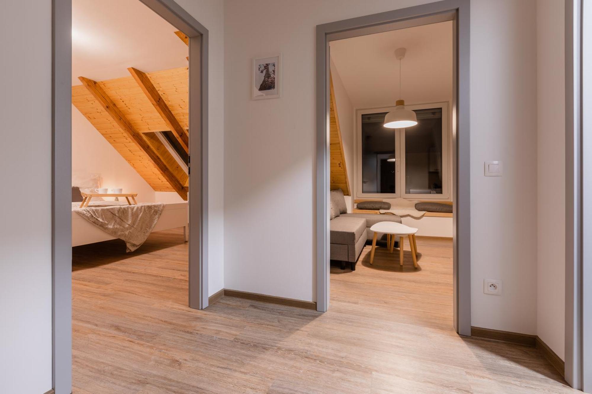 Romanticky Loft Parking U Hlavniho Nadrazi Olomouc Buitenkant foto